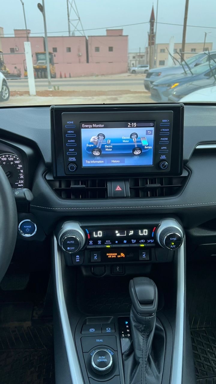 Toyota Rav4 hybrid XLE