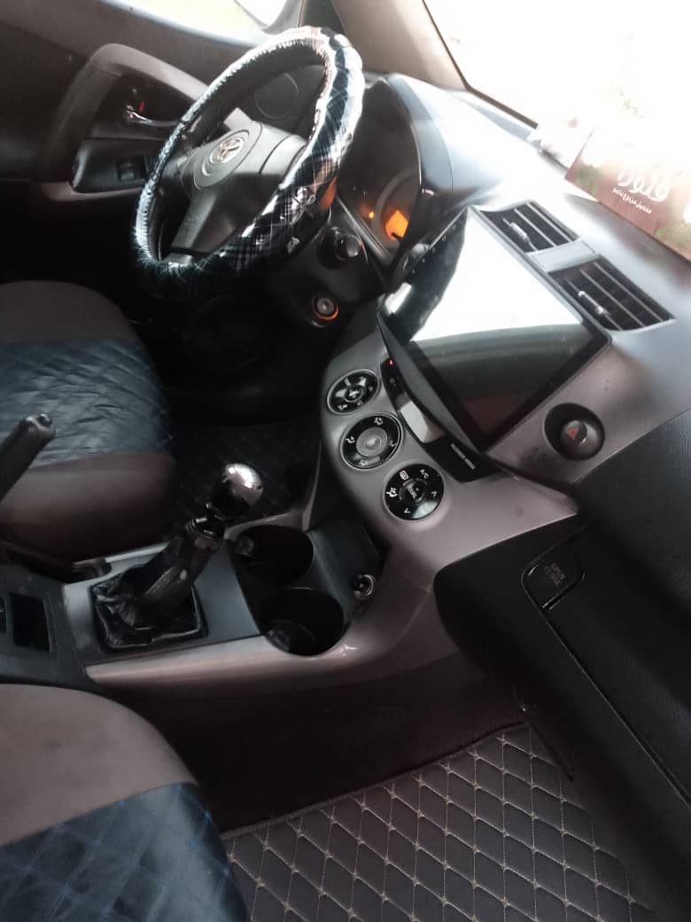 اتويتا من نوع rav4  موديل 2008