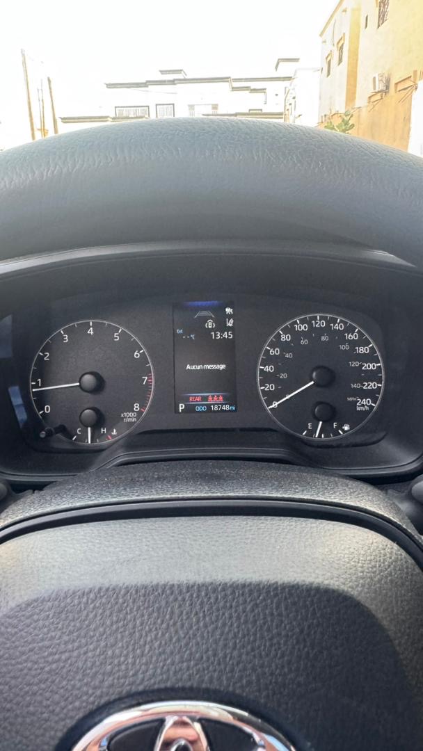 TOYOTA COROLLA LE