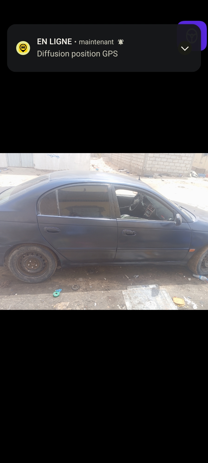 سيارة في حالة جيدة