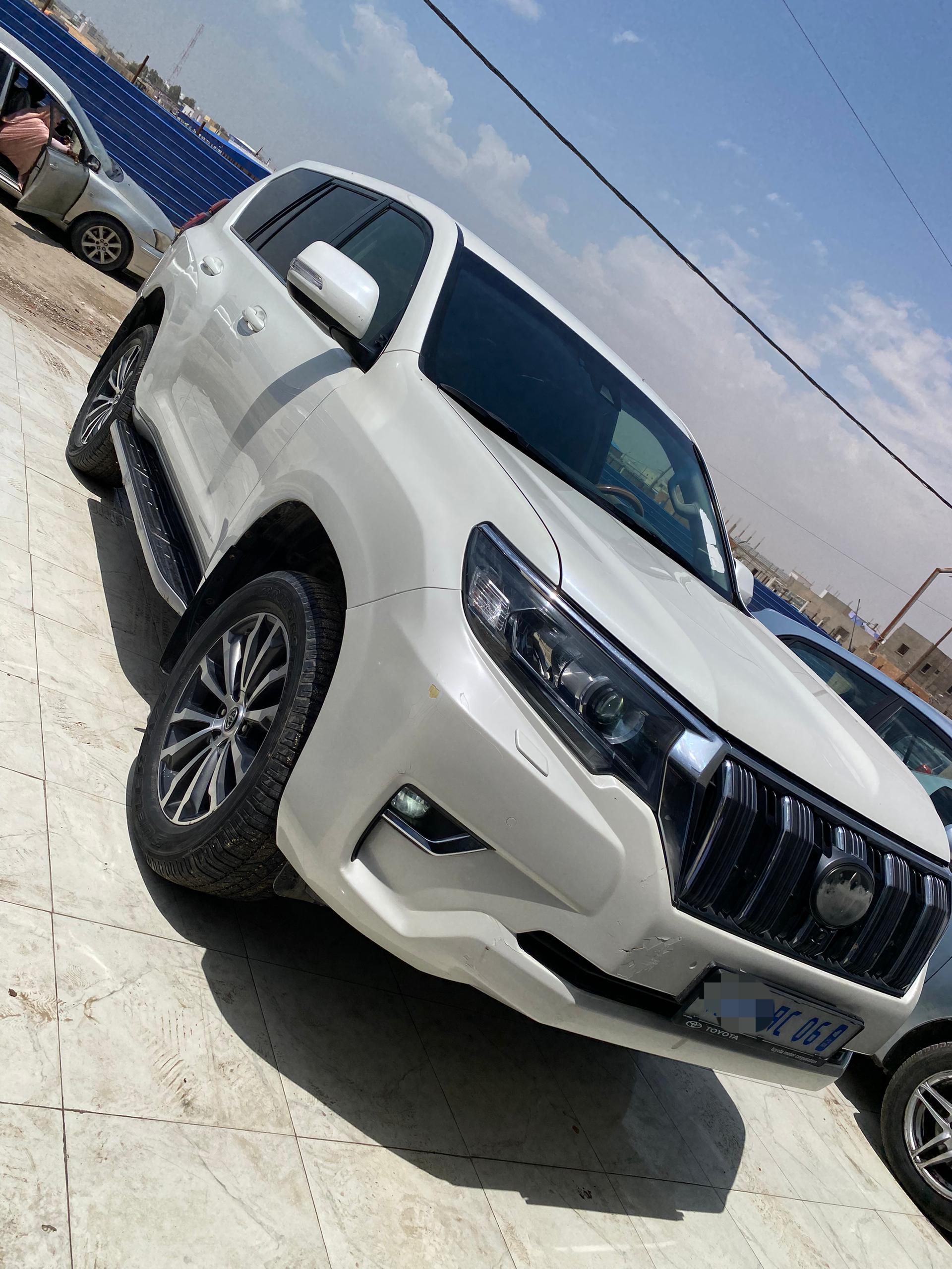 تويوتا ابرادو Tx2020