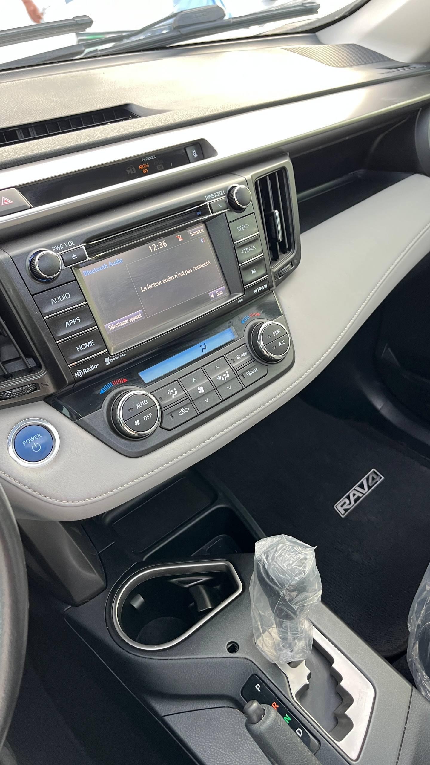 🟧 2017 Rav4 Hybrid XLE 4x4 🟧