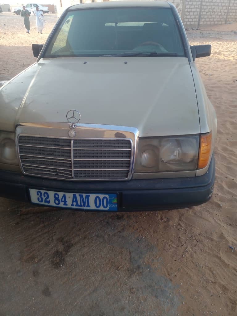 Merecedes 200