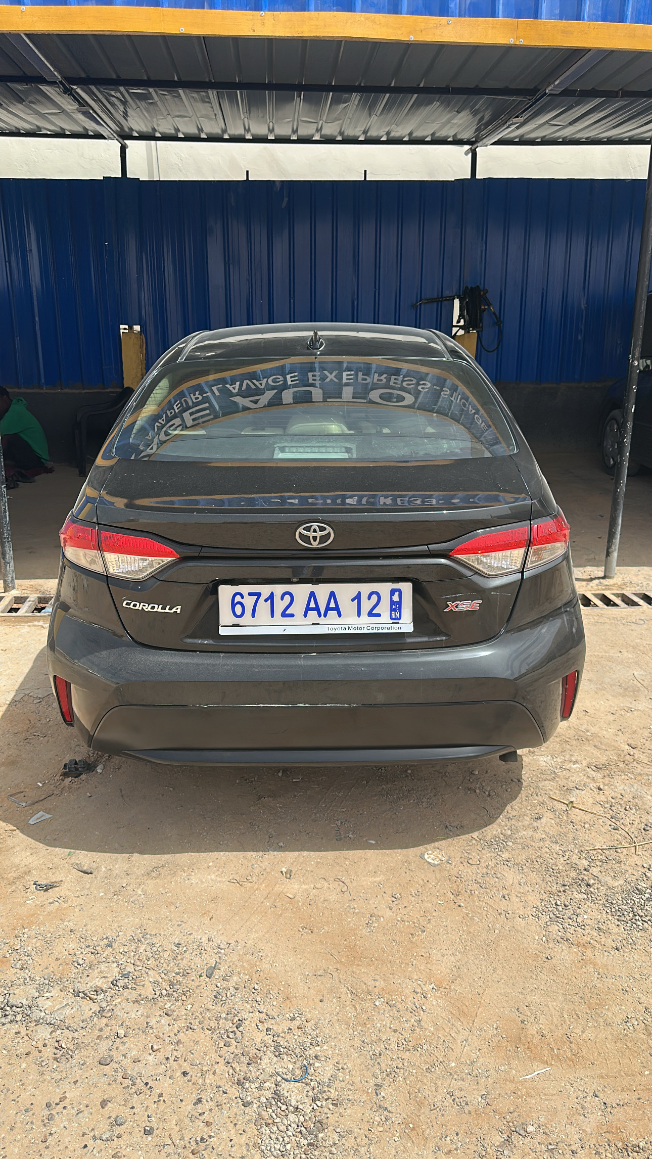 Corolla LE
