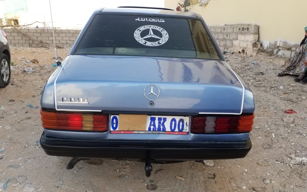 Mercedes 190