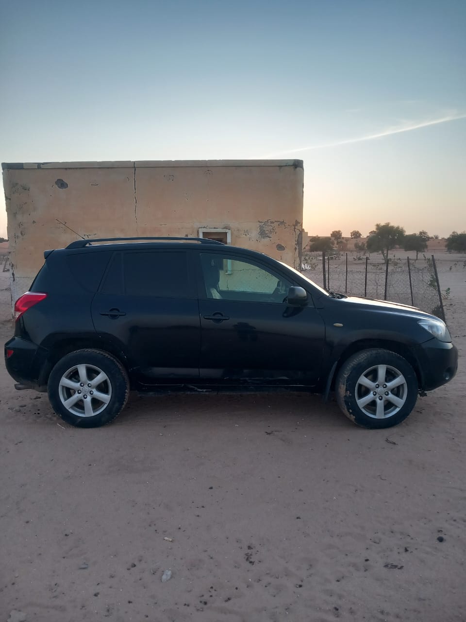 Rav4 2008 نظيفة