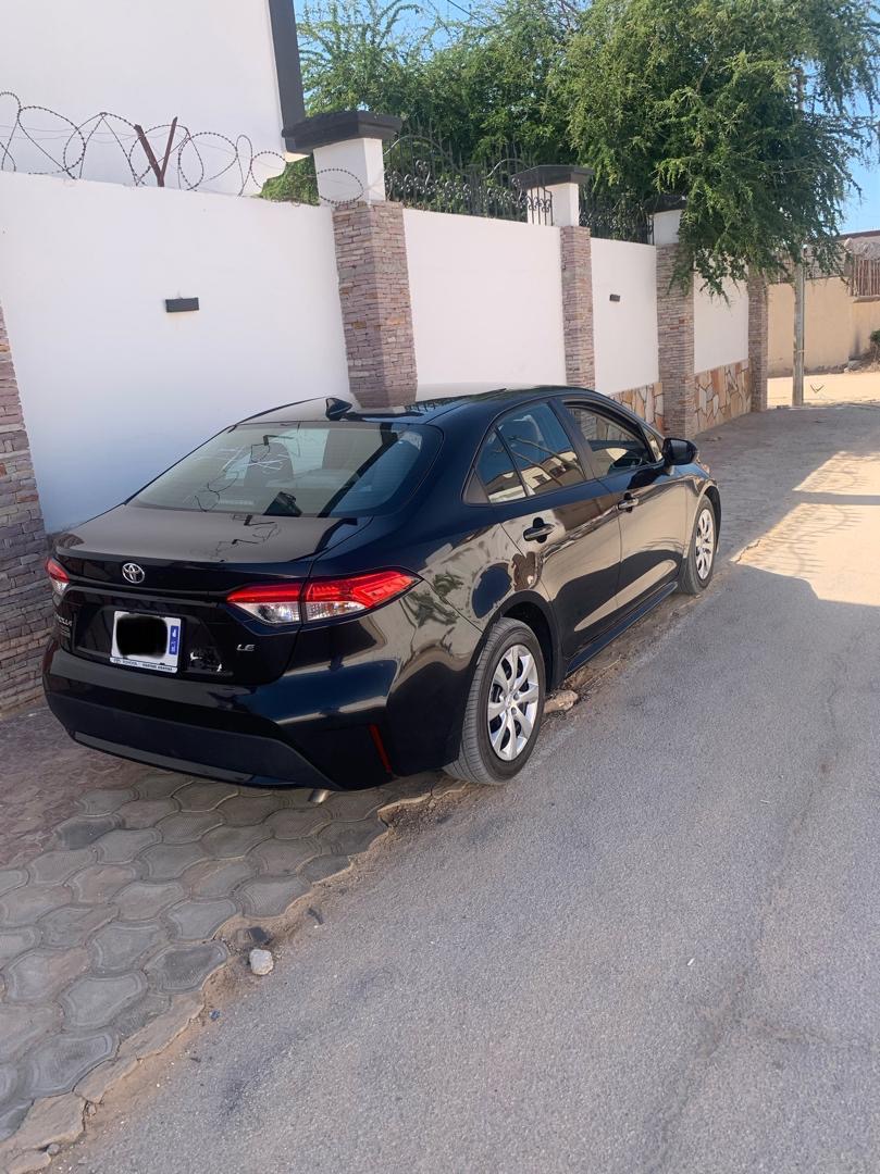 Corolla LE 2020 