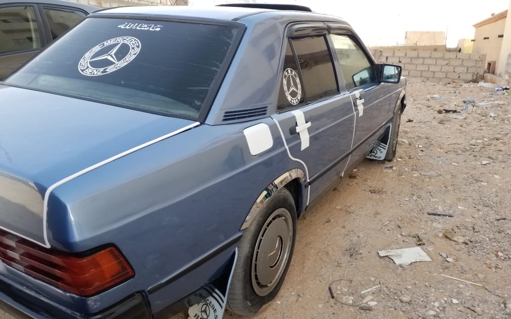 Mercedes 190