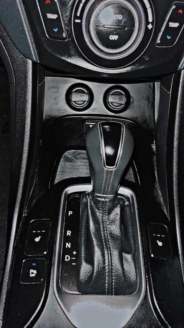 Hyundai سانتفي