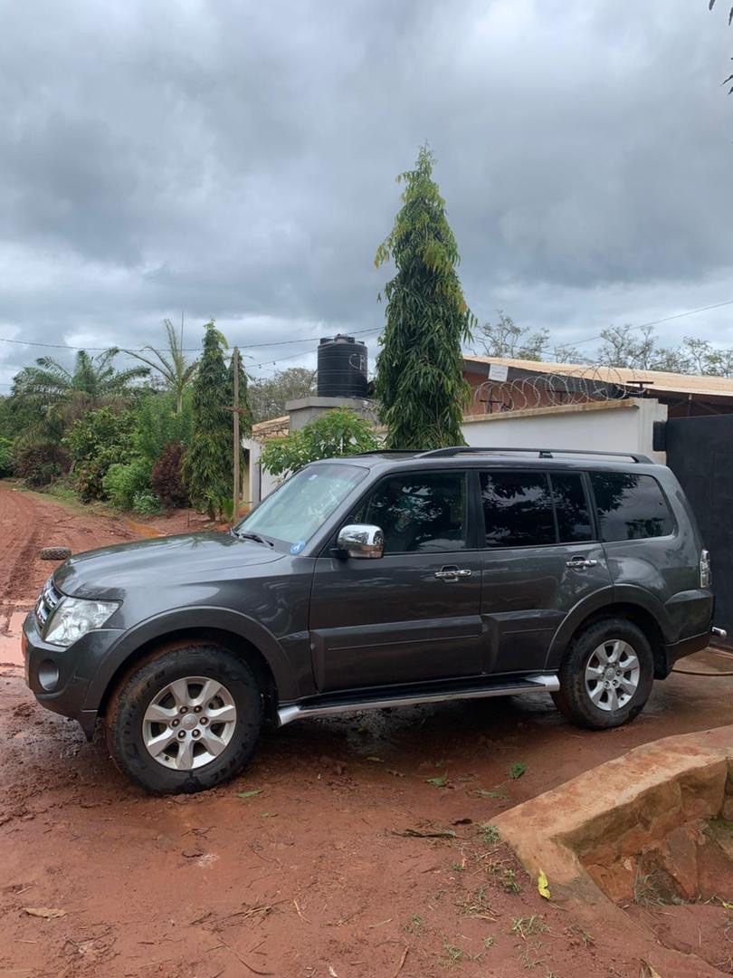 Mitsubishi Pajero 2014