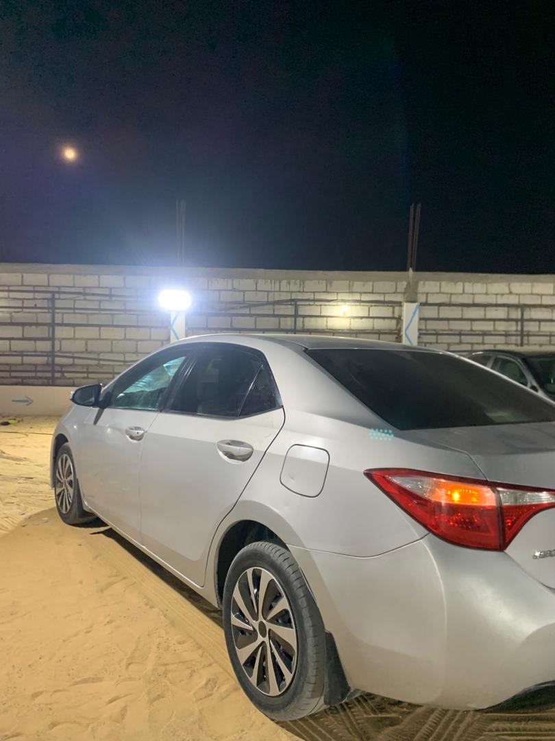 تويوتا كورولا 2015