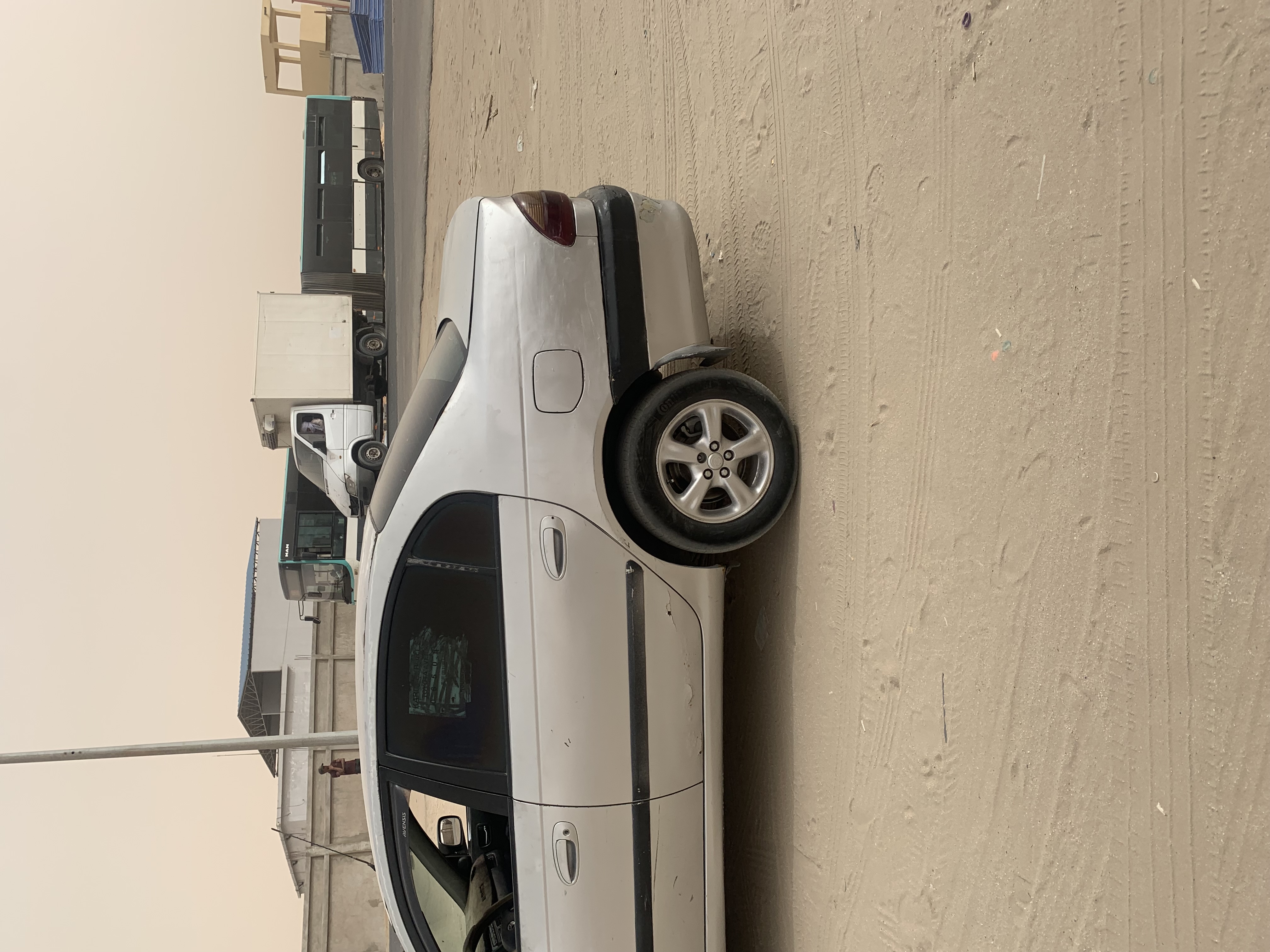 للبيع