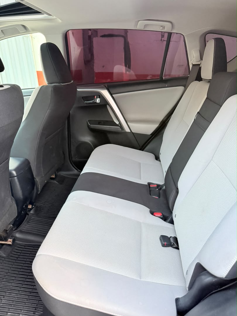 RAV4 Hybride XLE 2018
