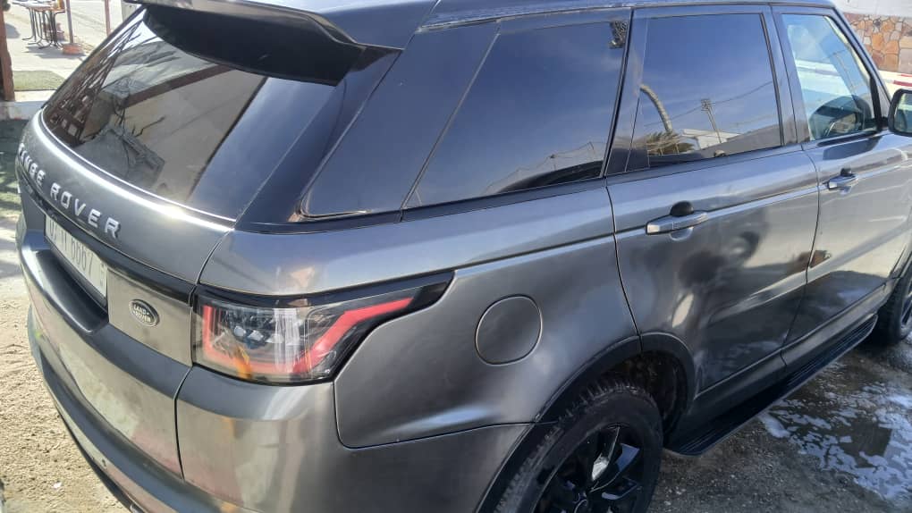 Range rover 2016 modifié de l'exterieur en 2020