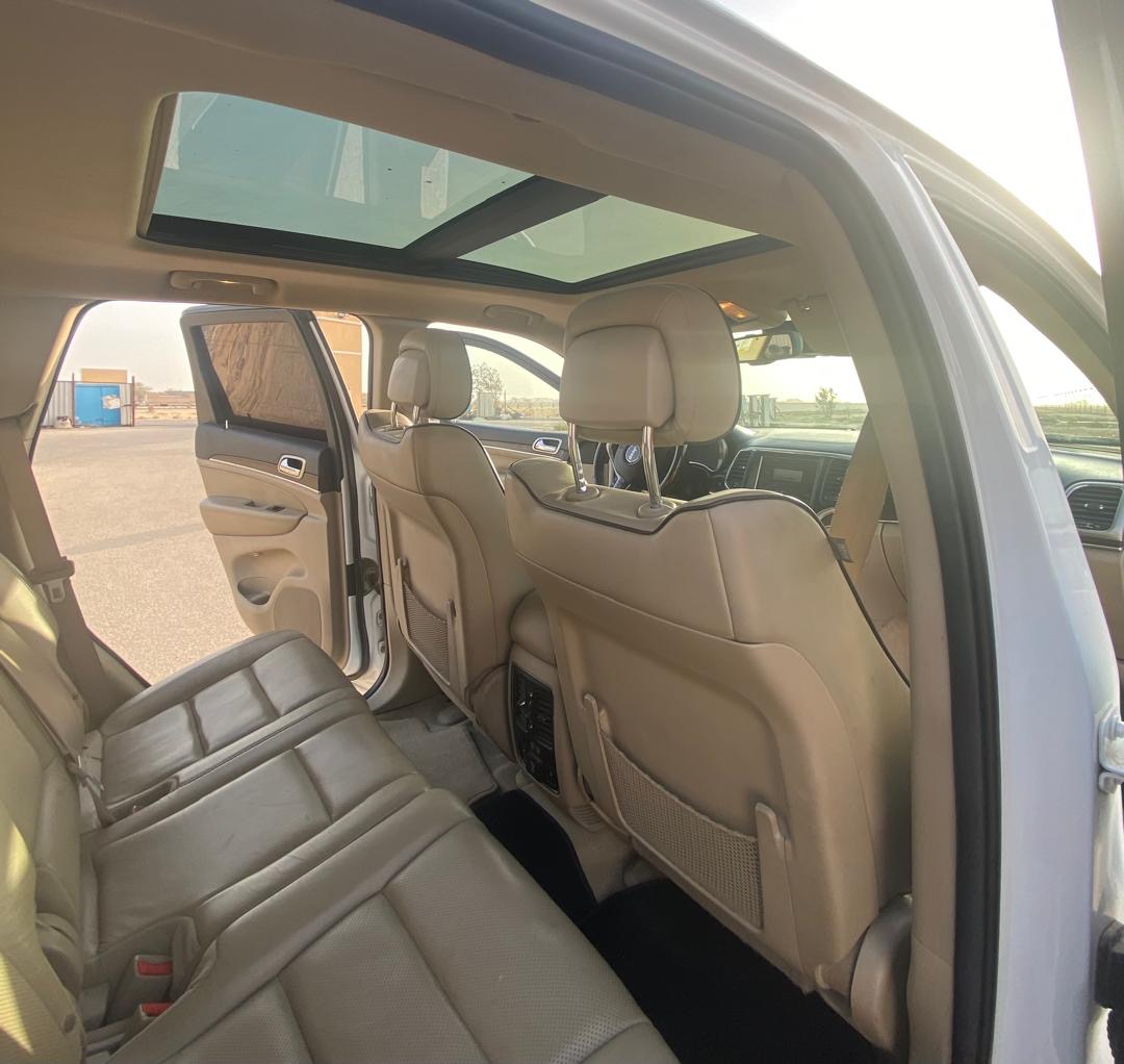 Jeep grand cherokee full options