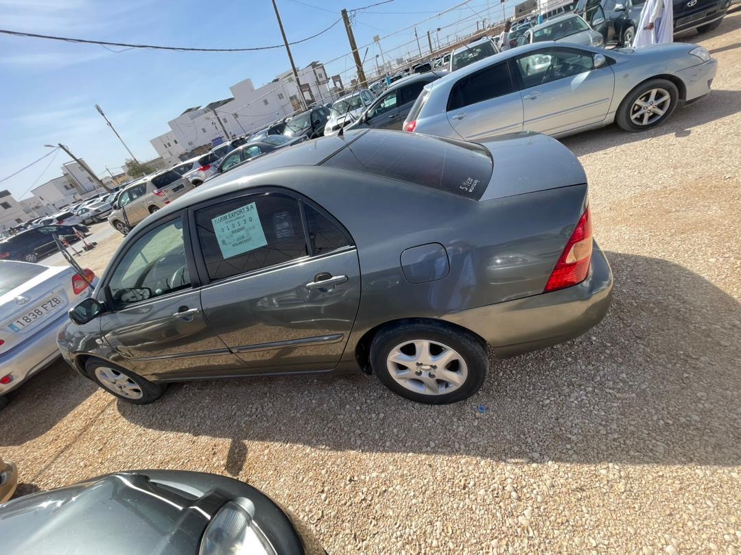 كورولا تويوتا مكينة كبيرة