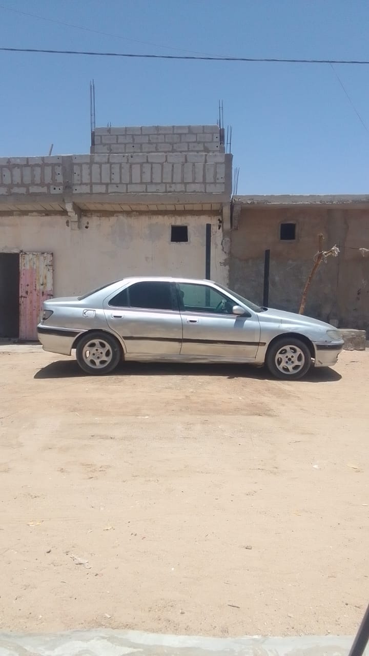 Peugeot 406