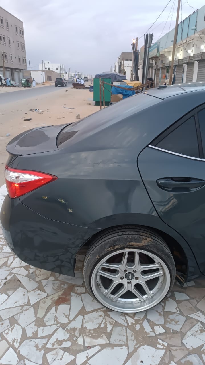 تويوتا كورولا موديل 2016