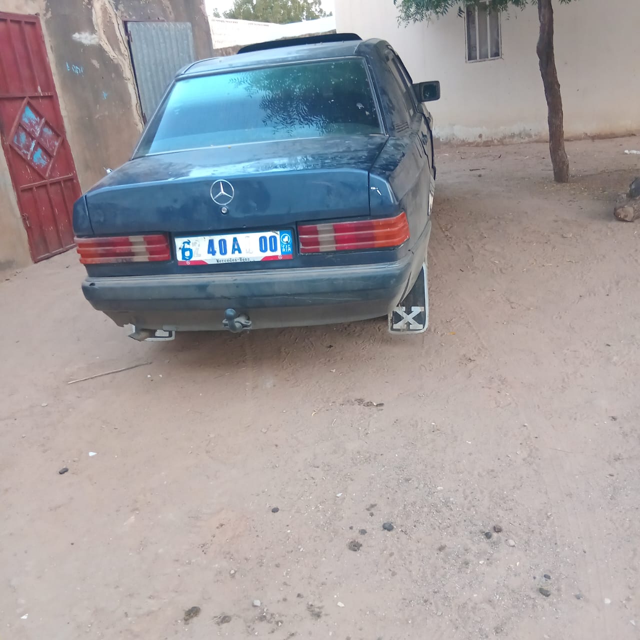 Mercedes 190