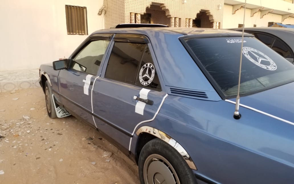 Mercedes 190