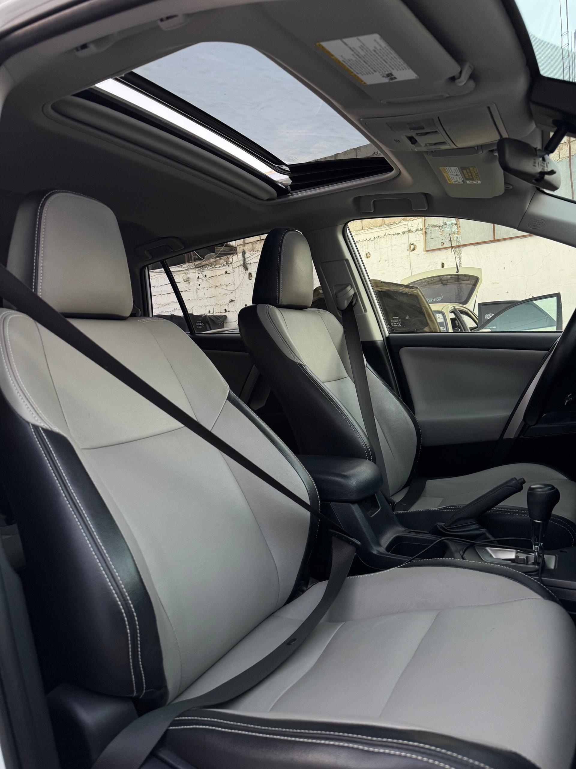 🚗 À VENDRE – Toyota RAV4 2018 Hybrid XLE AWD-i – Full options