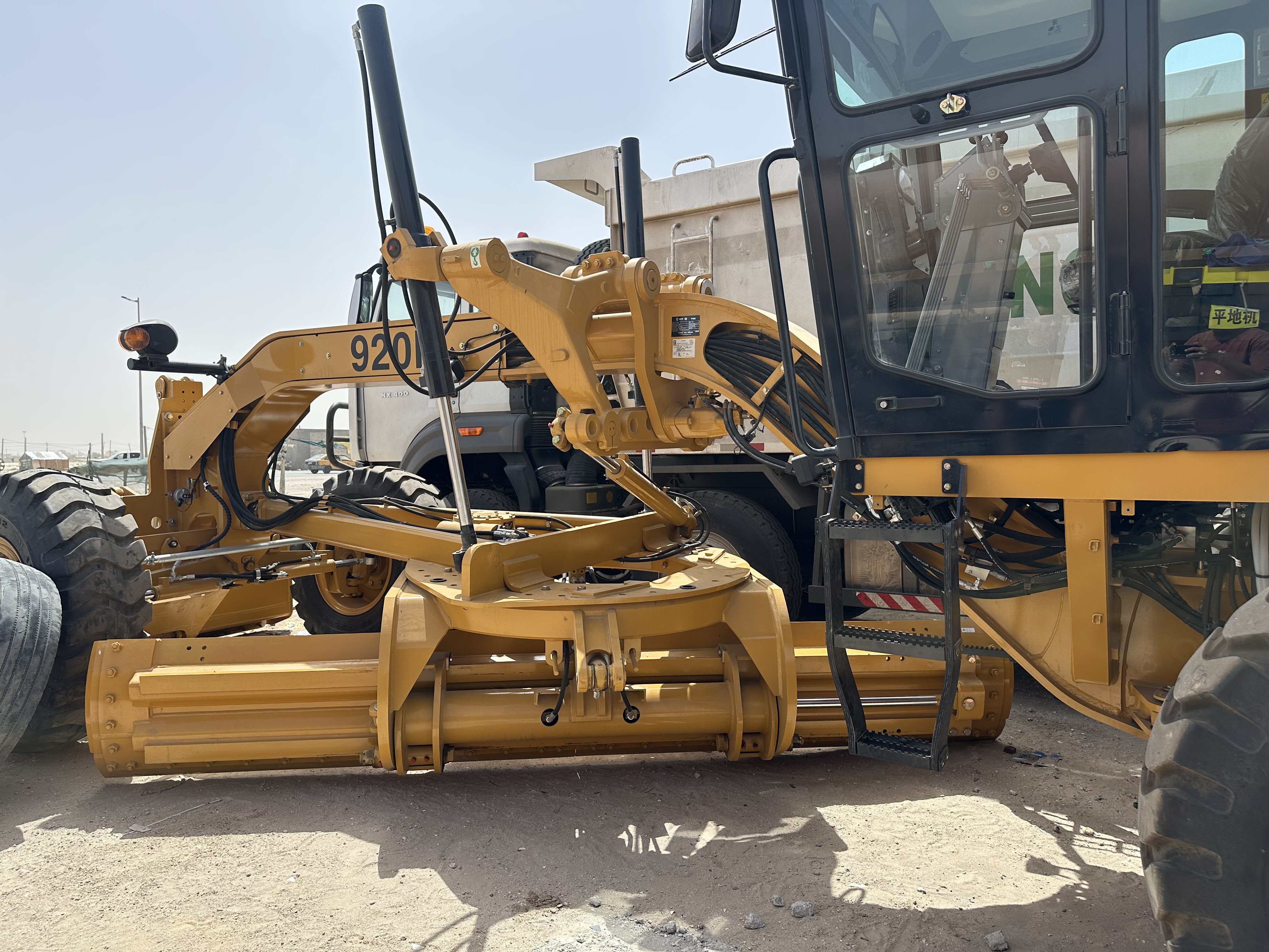 Niveleuse grader 920F