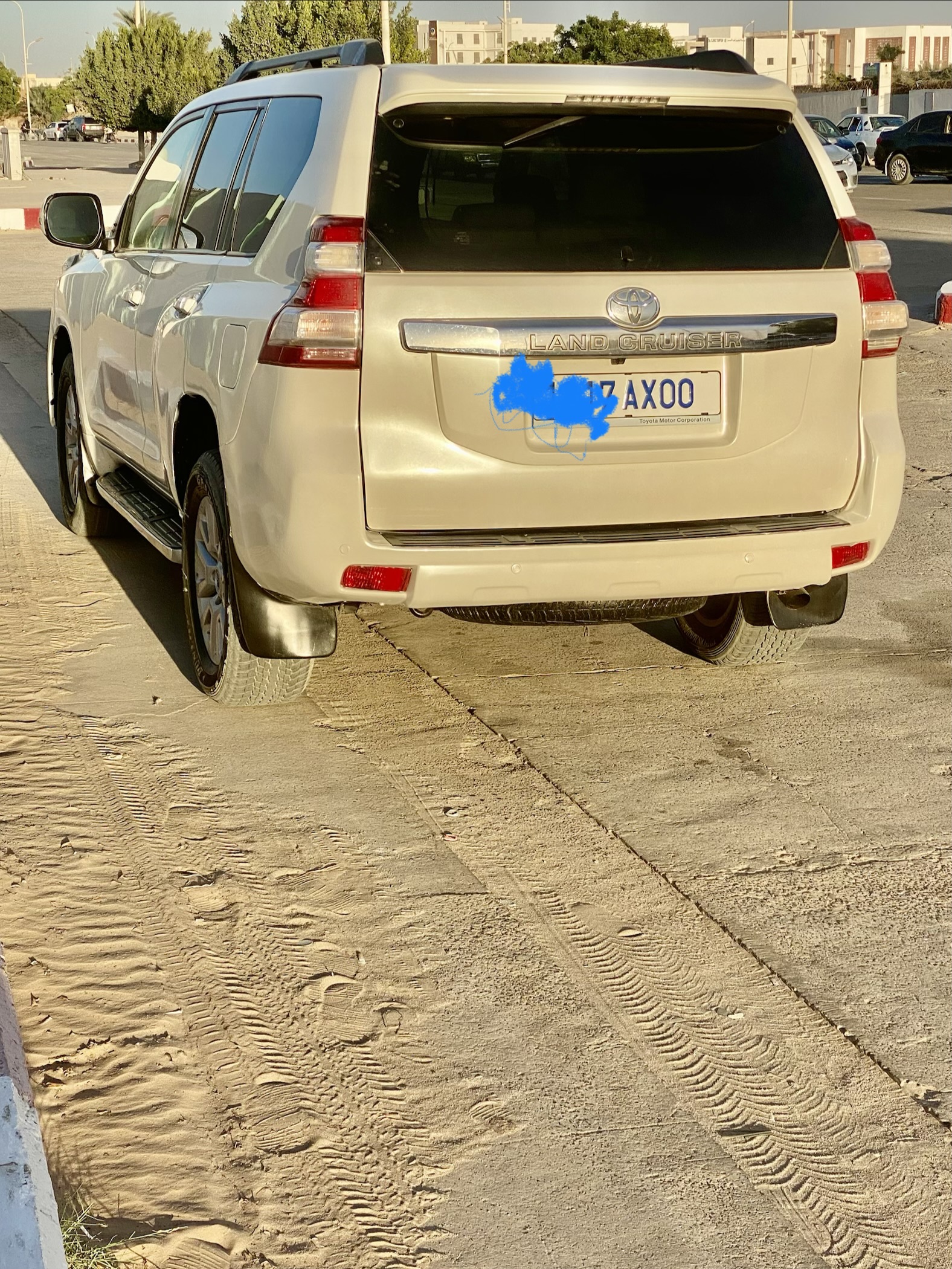 سيارة للبيع