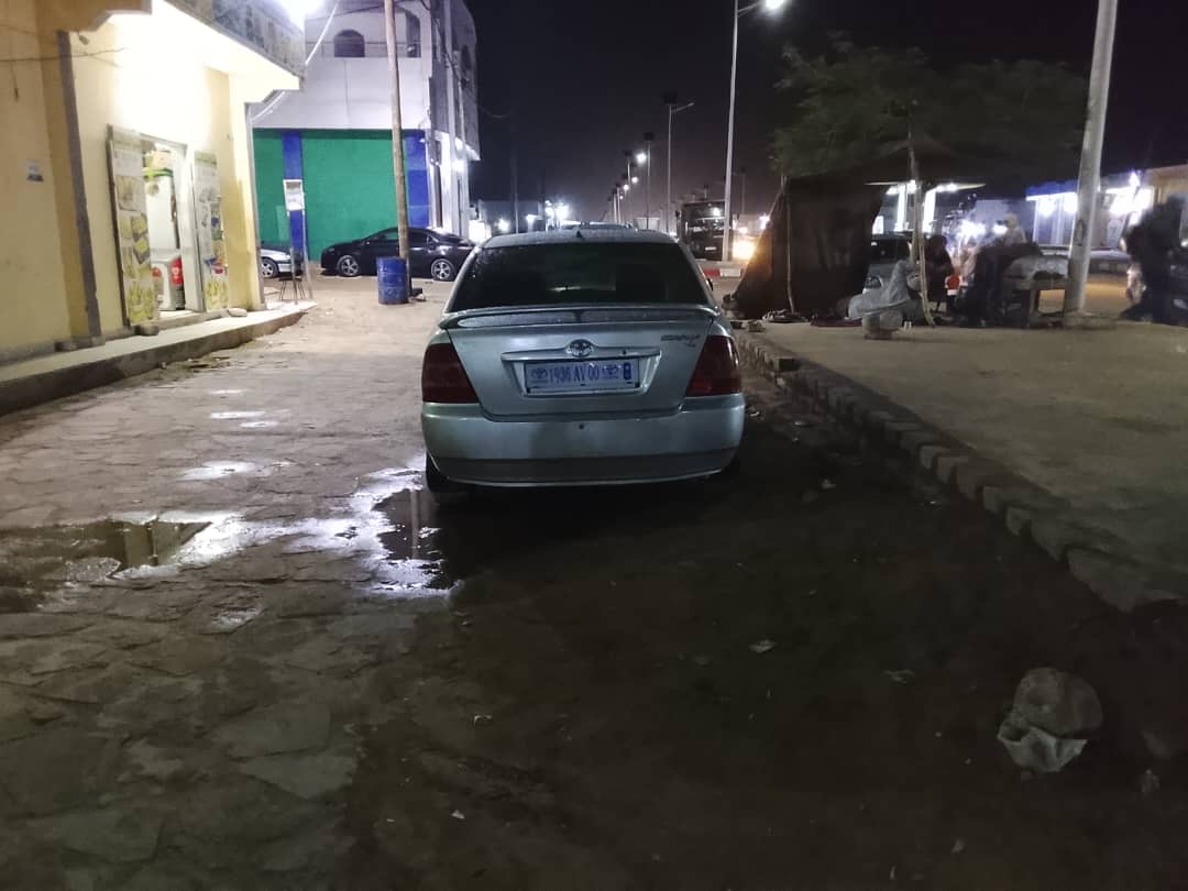 Toyota Corolla selver D4D