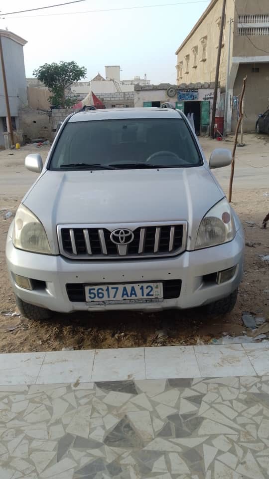 TOYOTA  PRADO 2008