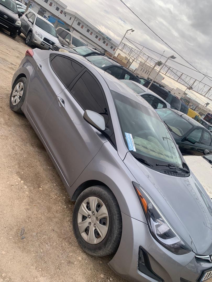 Hyundai Elantra 2016