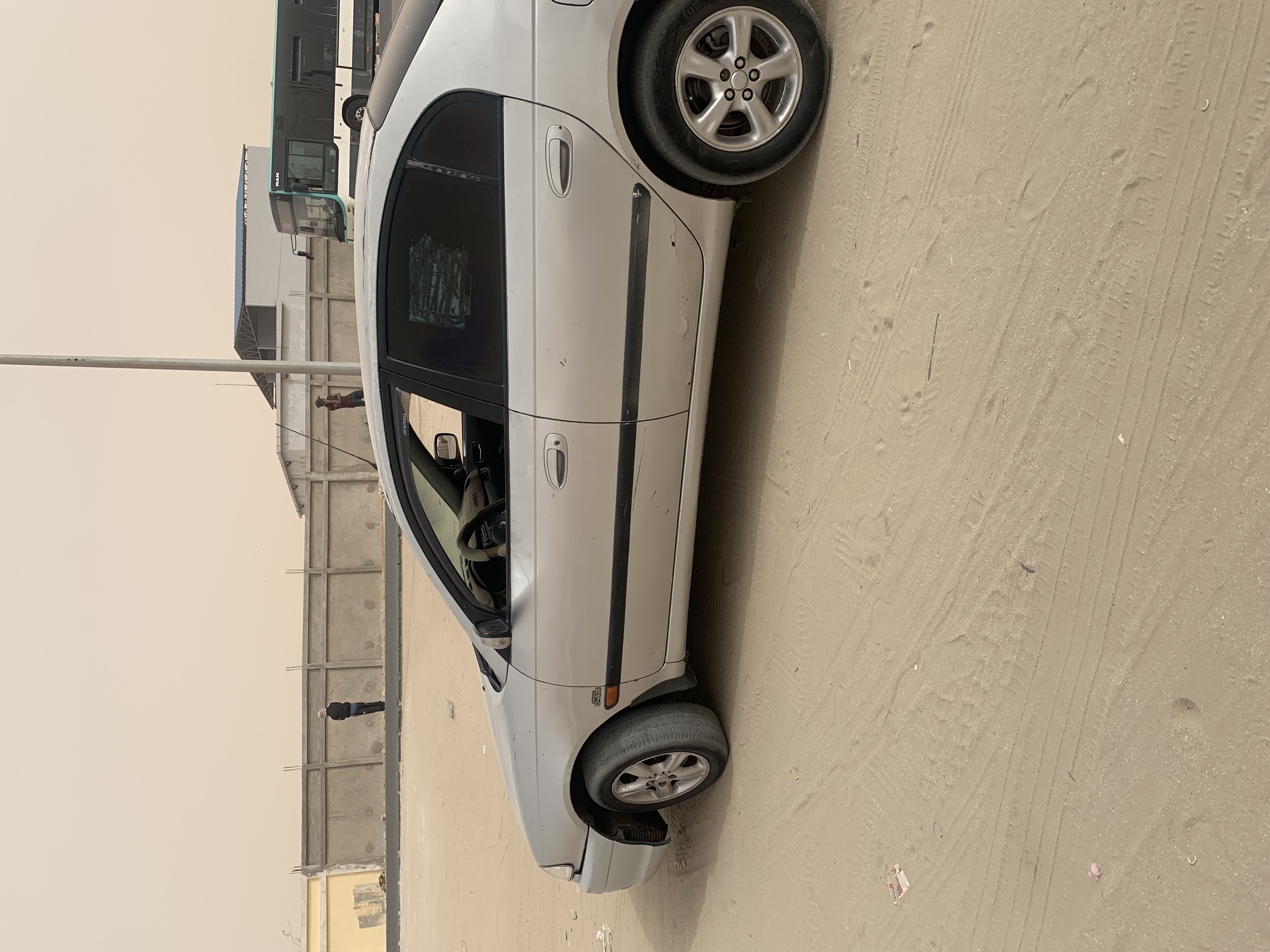 للبيع