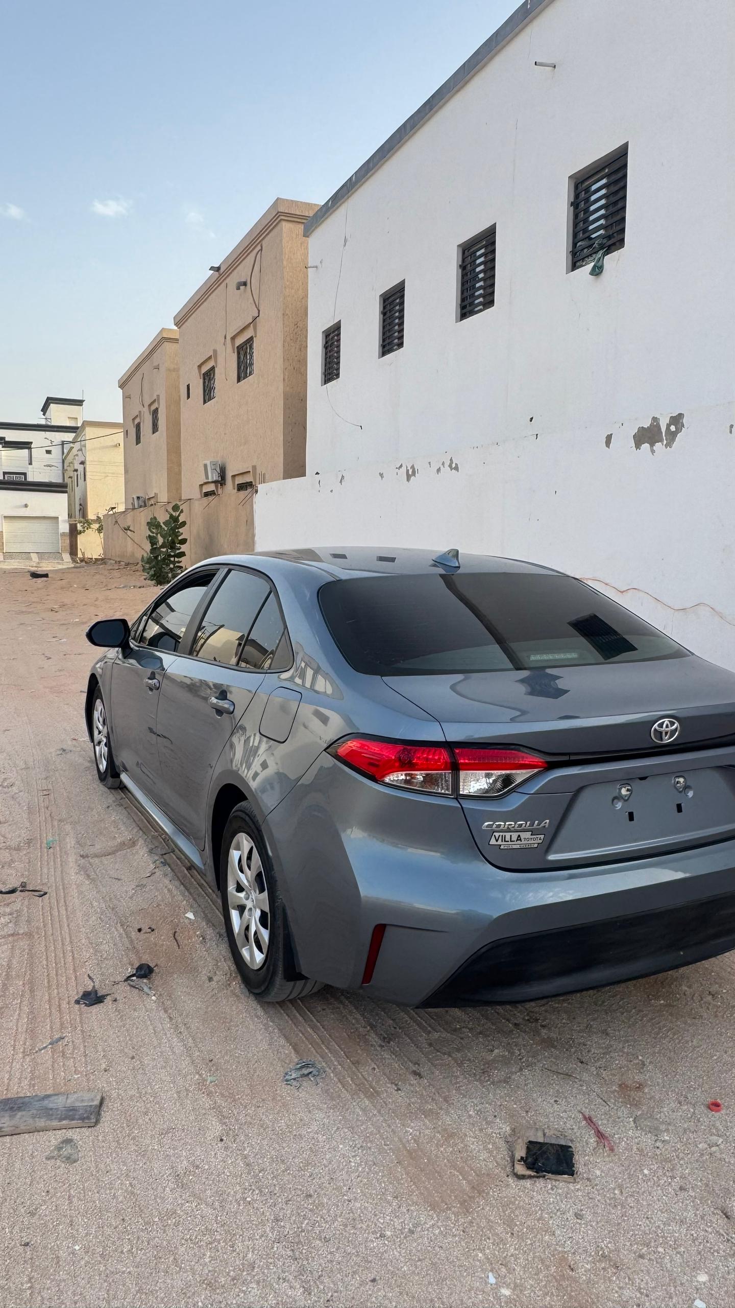 TOYOTA COROLLA LE