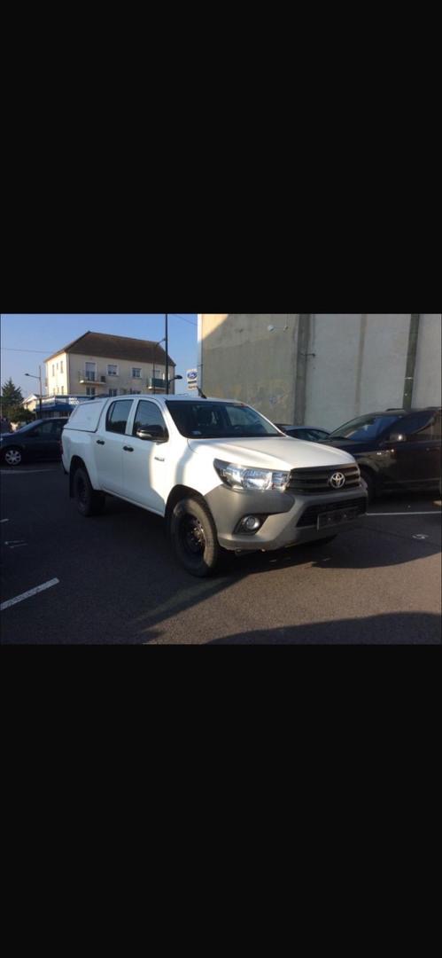 toyota hilux 2019