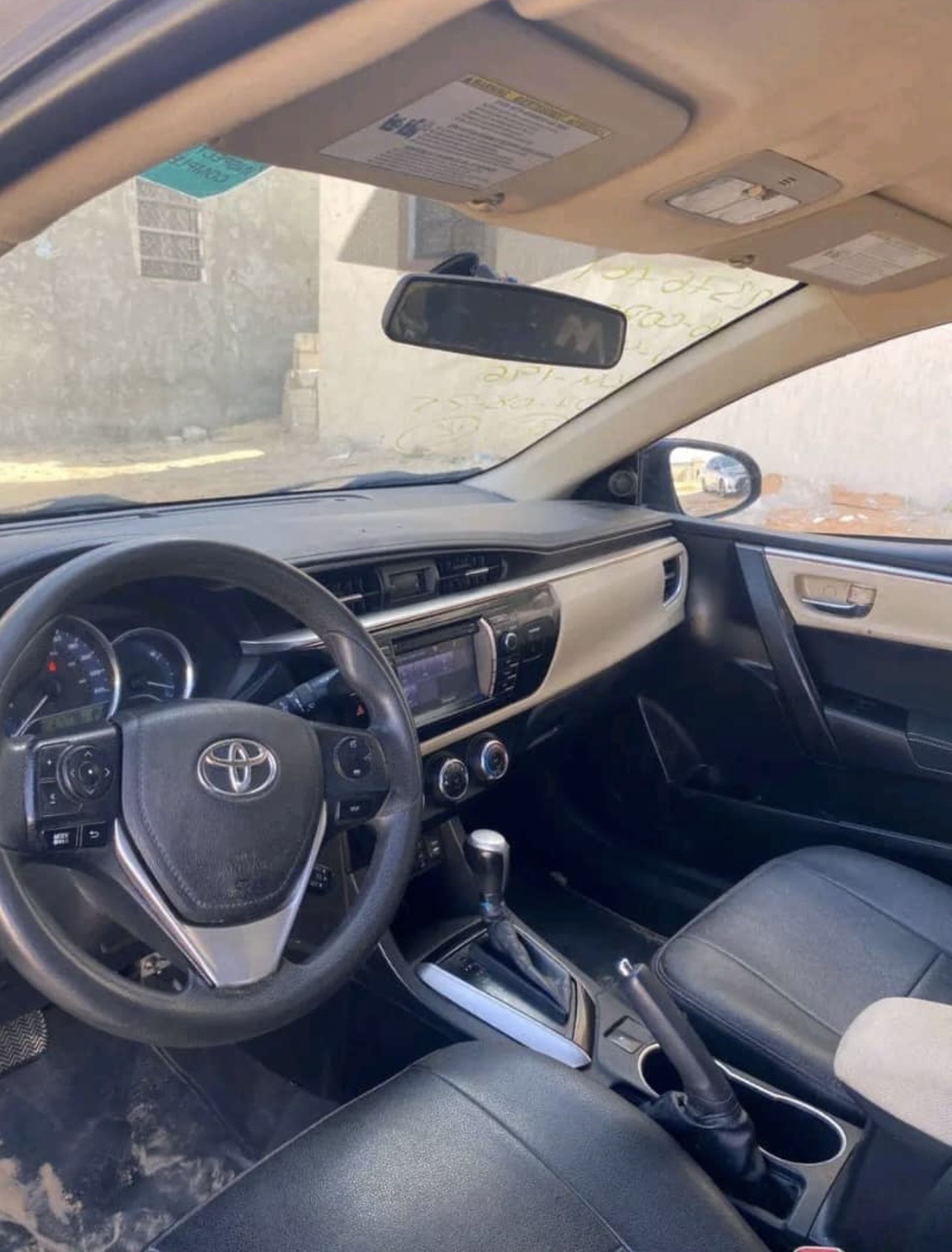 Corolla 2015 ما فات اورقمت