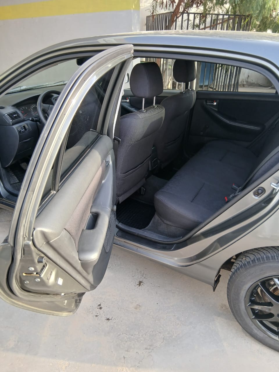 Voiture poure vender