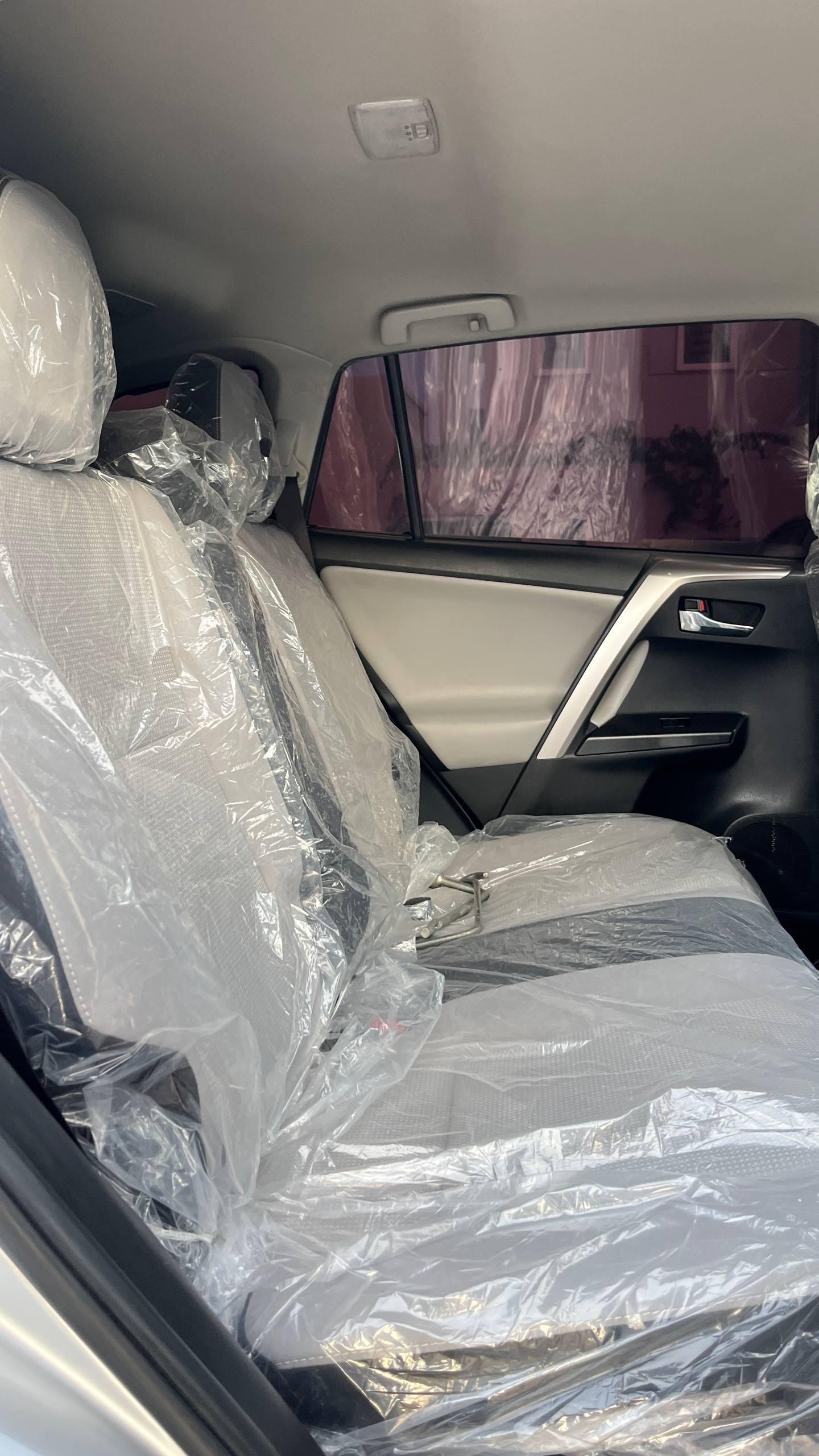 🟧 2017 Rav4 Hybrid XLE 4x4 🟧