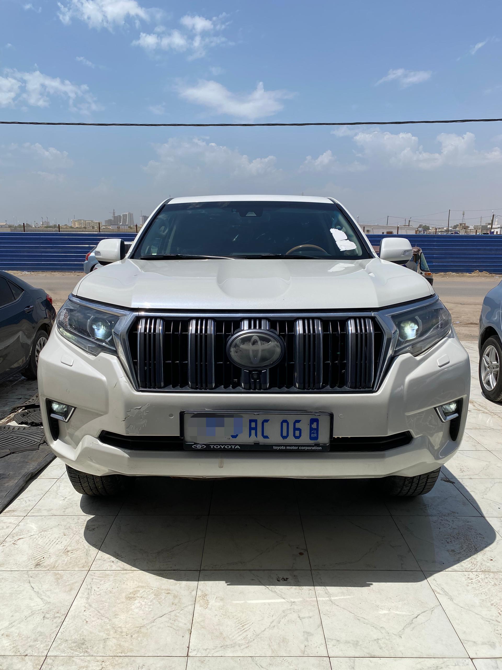 تويوتا ابرادو Tx2020