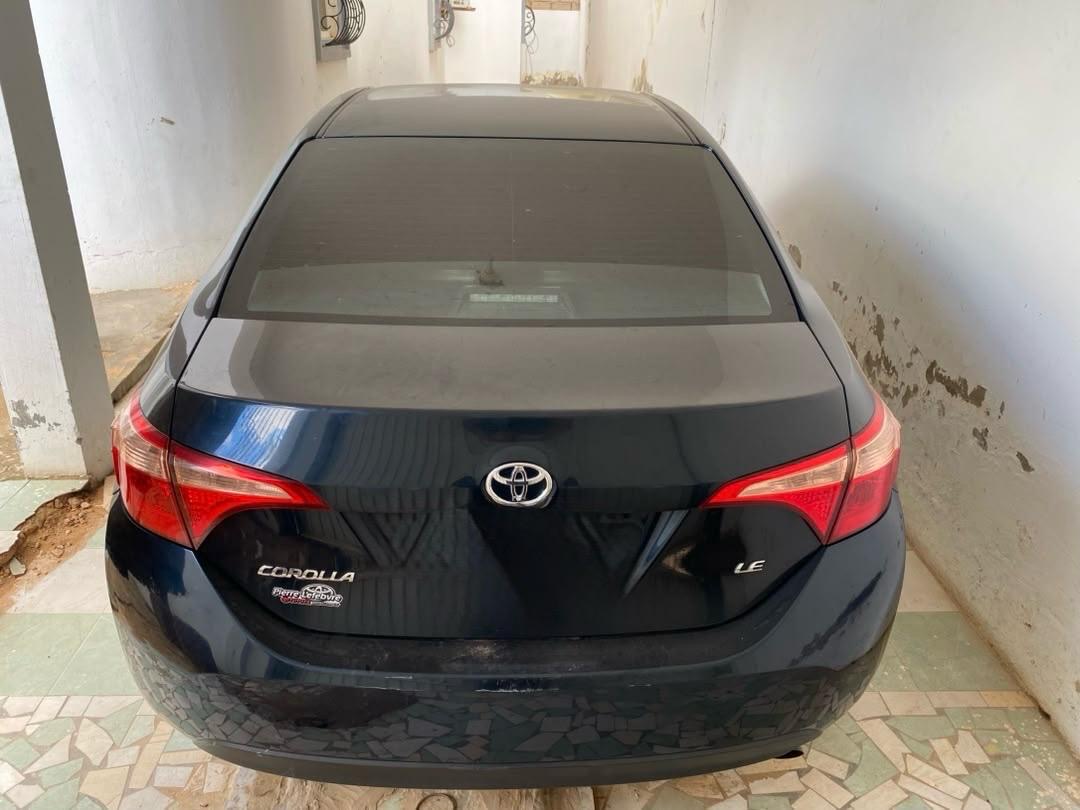 2018 Toyota Corolla ماكط شوكات