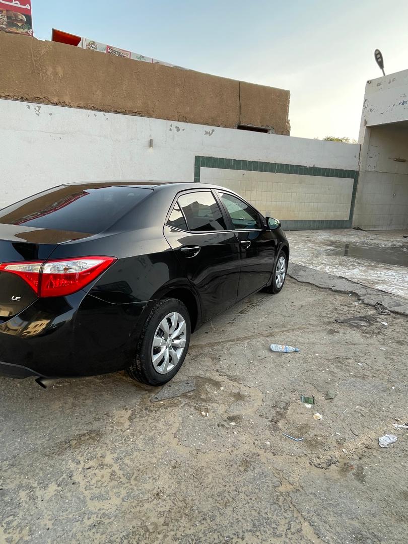 تويوتا 2015  بحالة ممتازة