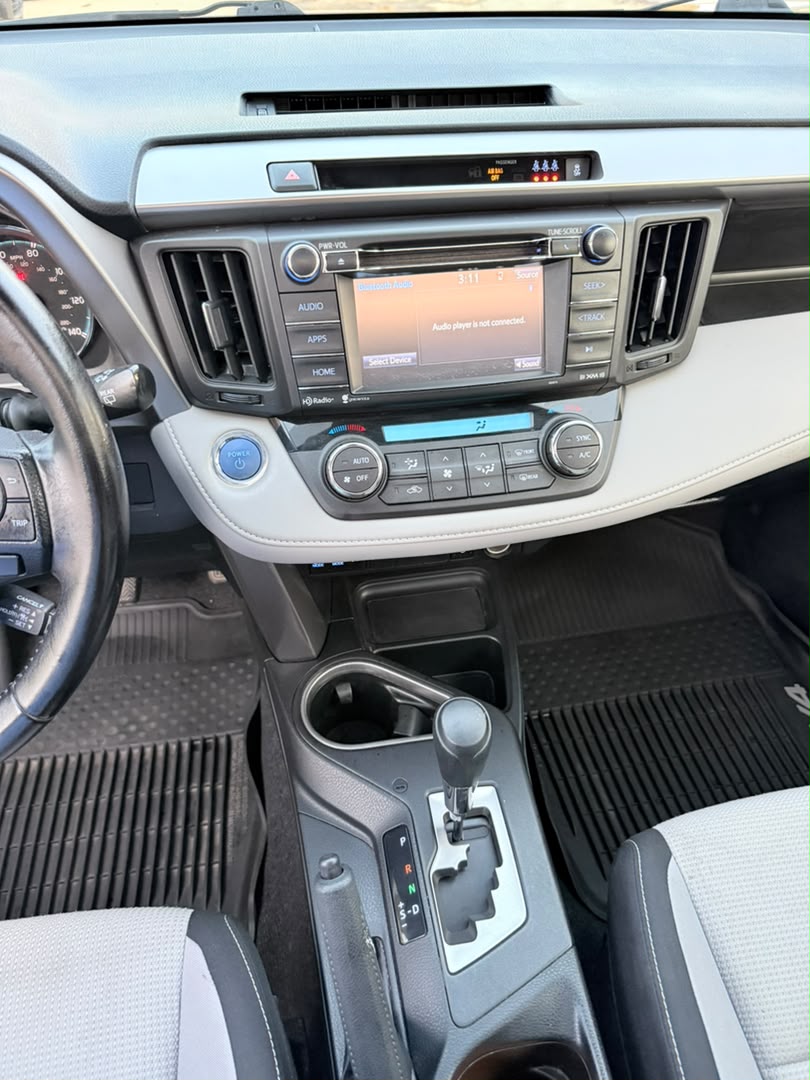 RAV4 Hybride XLE 2018