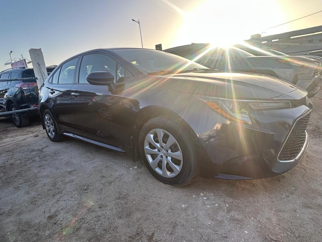 Le Corolla 2021 مافات اورقمت شوكه شوي ال لكدامي وتنفتح شوي عن ذاك سعر