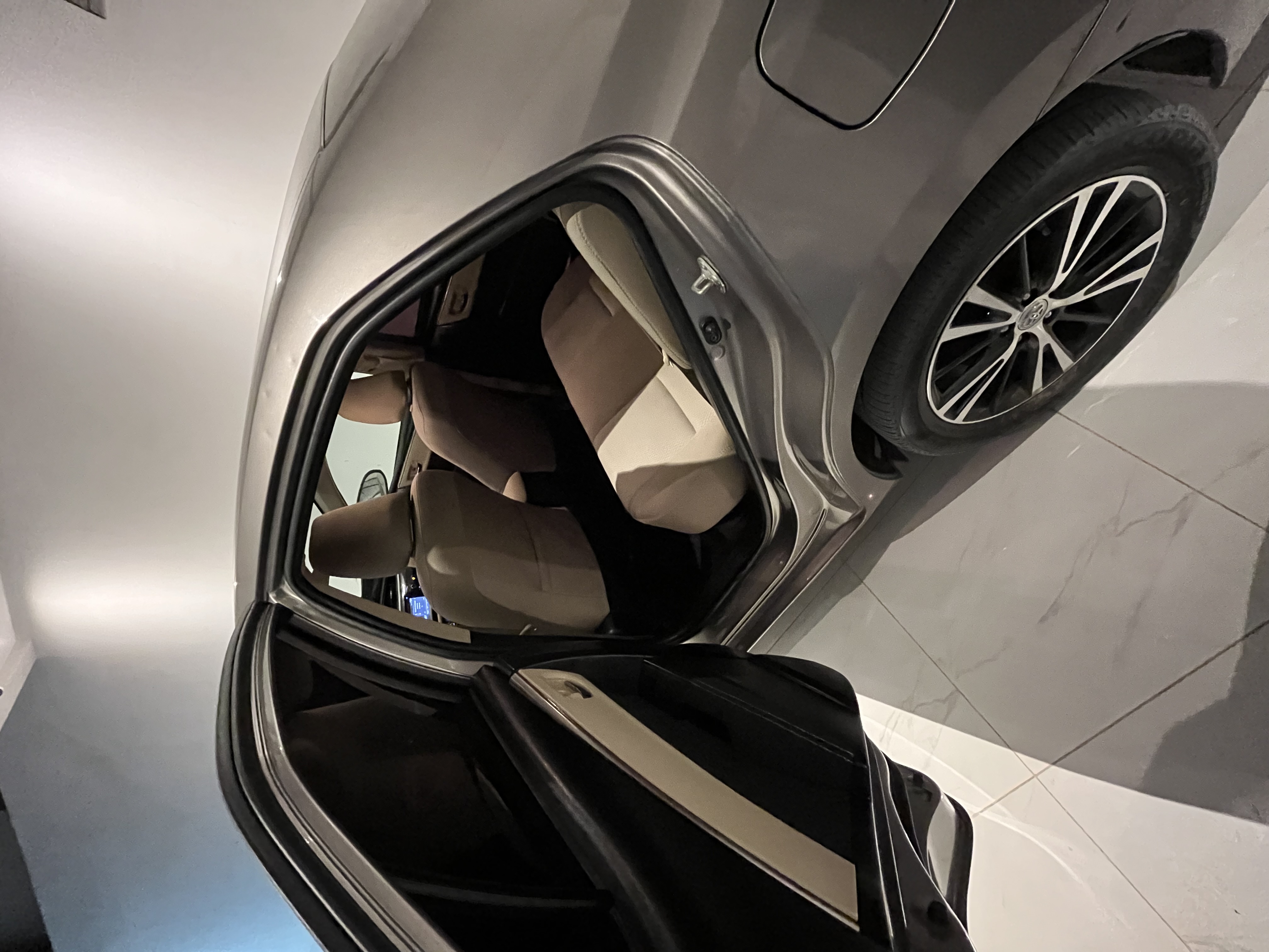Toyota LE 2016 , AC07 , واتساب 32855317