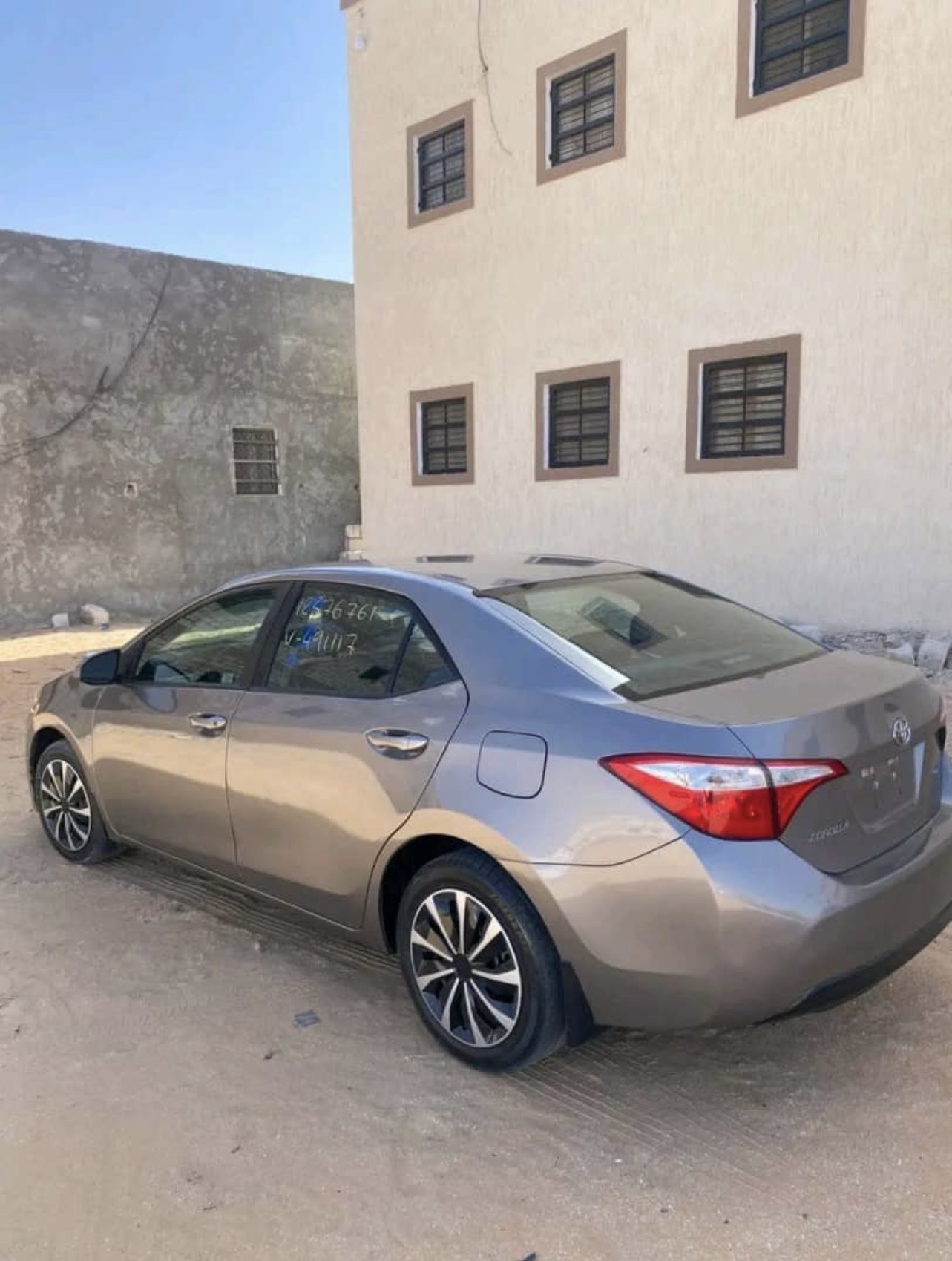 Corolla 2015 ما فات اورقمت
