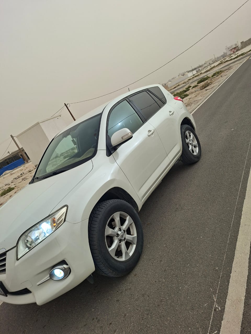 تويوتا راف 4موديل 2012