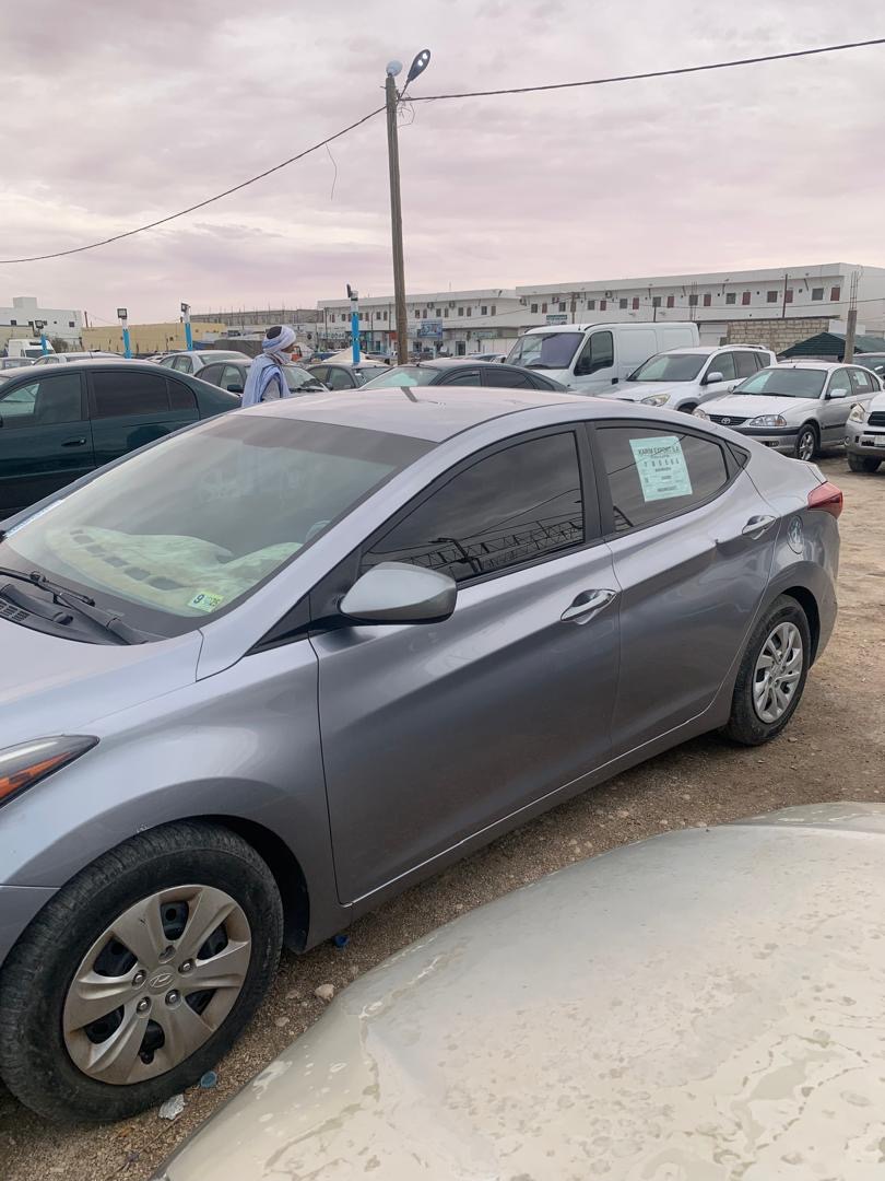 Hyundai Elantra 2016