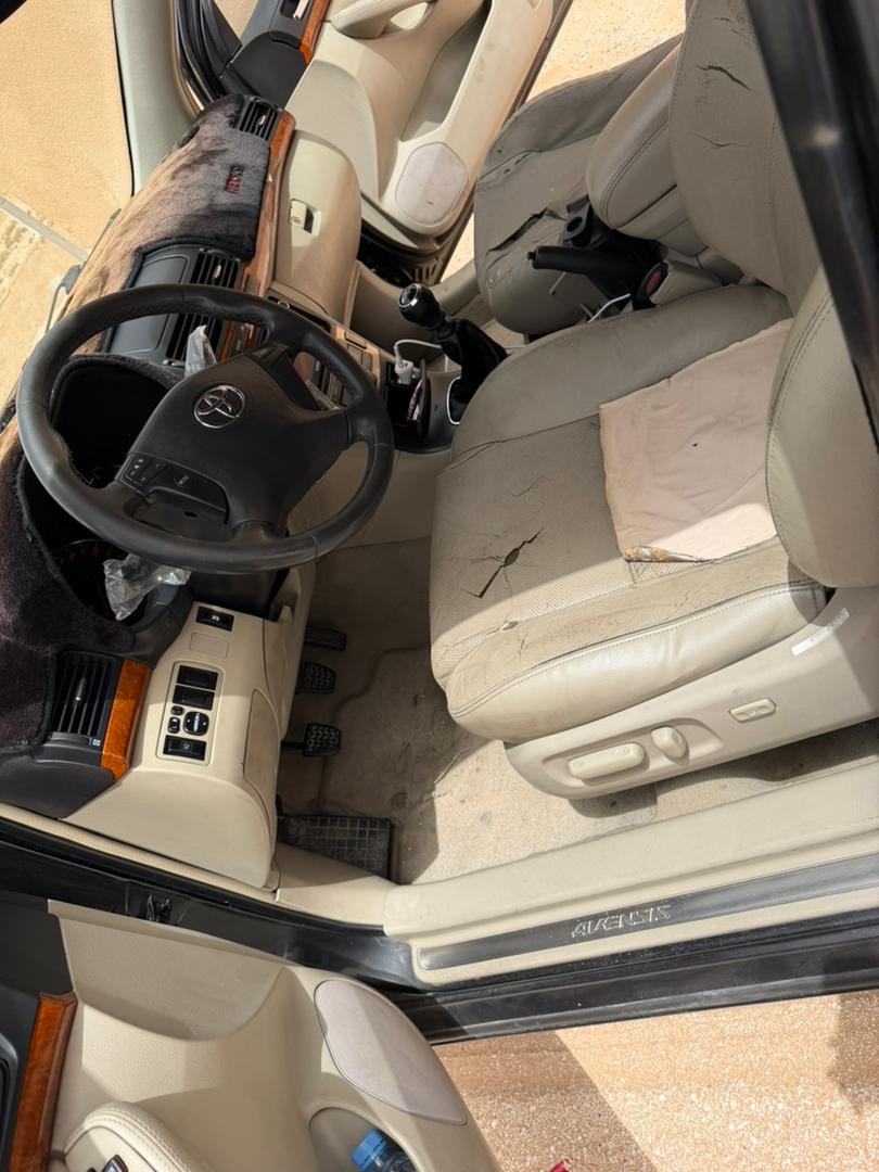 Avensis 2008 6 vietess