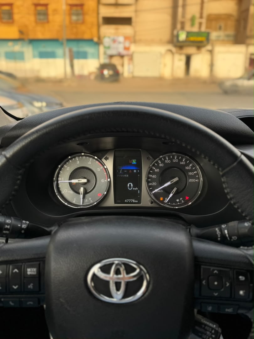 Toyota Hilux 2021 ماهي مرقمة