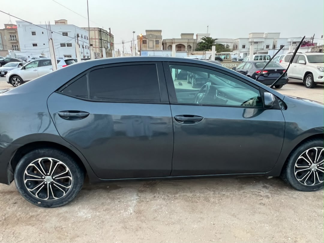 Toyota Corolla LE 2017 – Climatisée – Très bon état