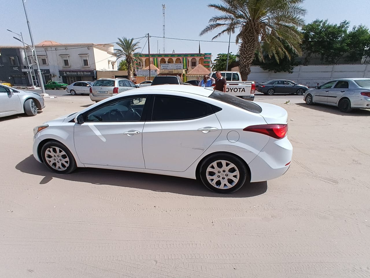 Hyundai Elantra 