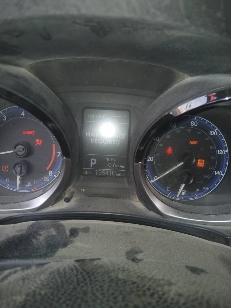 سيارة corola 2015 مزالت نظيفة